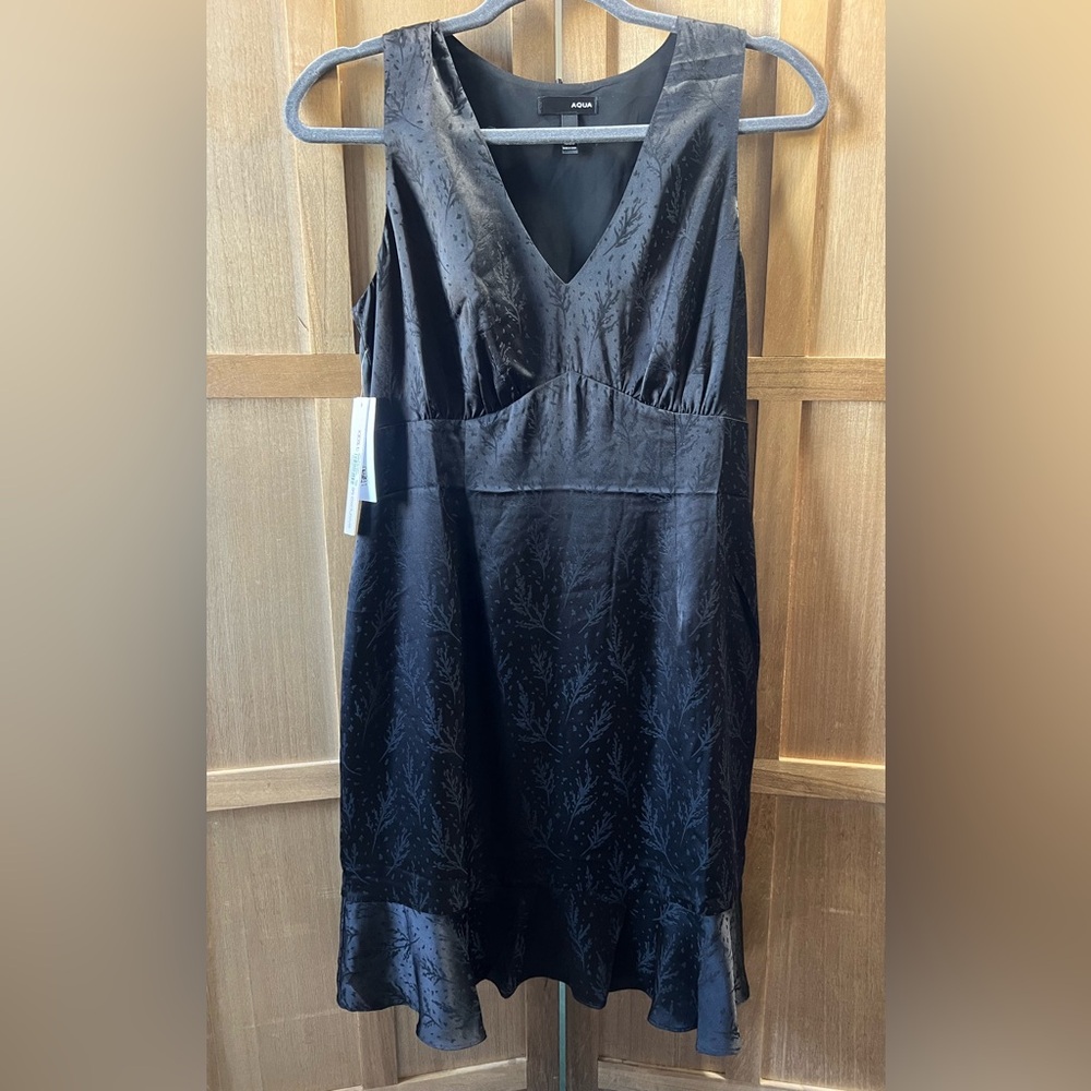 Aqua Black Classic V-Neck Cocktail Dress